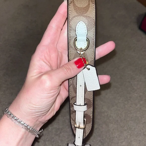 Coach Pebbled Leather White Crossbody Bag - Picture 2 of 7